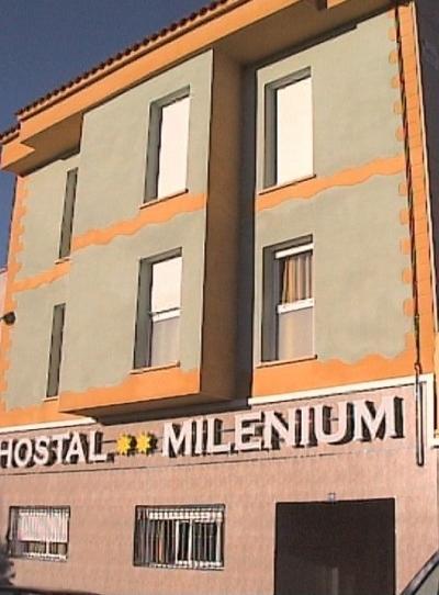 Hostal Milenium Els Monjos Extérieur photo